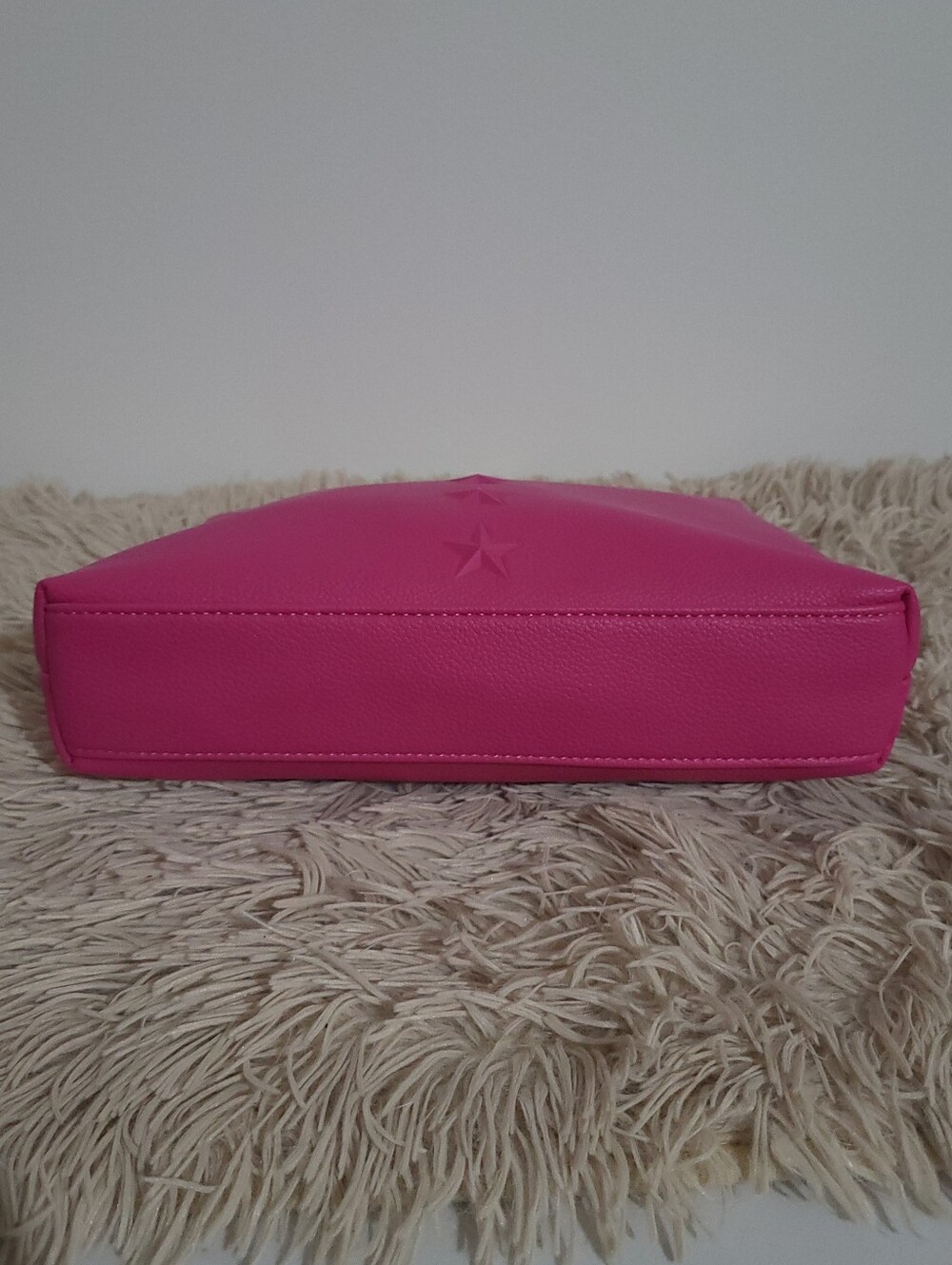 ela Editor Star Pouch In Pink - Picture 7 of 11